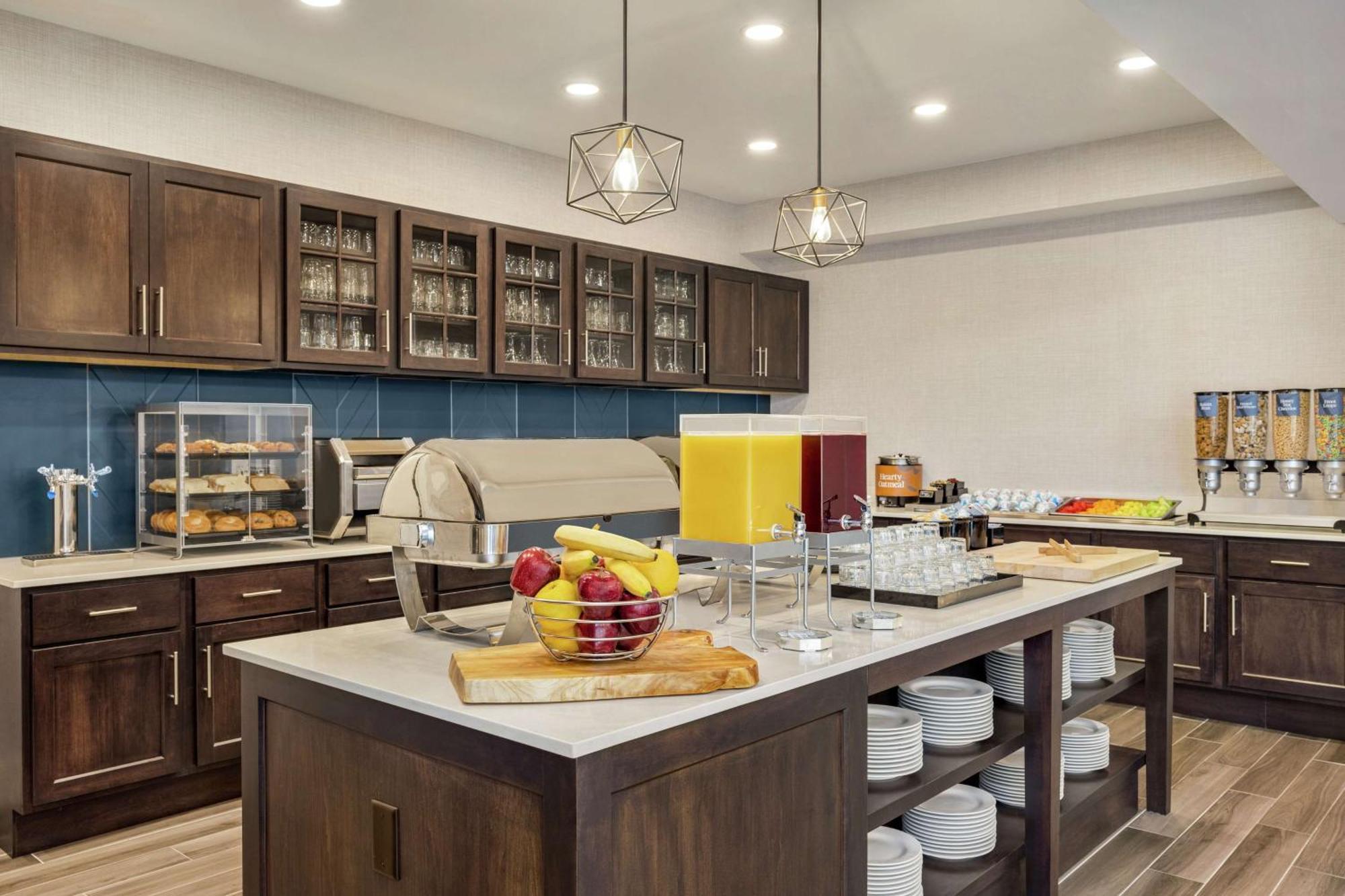 Homewood Suites By Hilton Carlisle Bagian luar foto